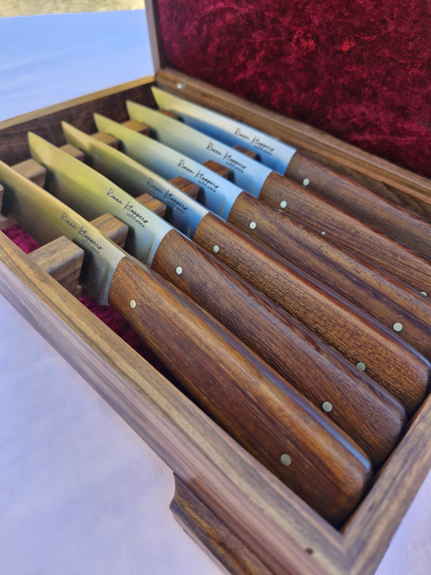 JRK 6 Piece Steak Knive set in Box