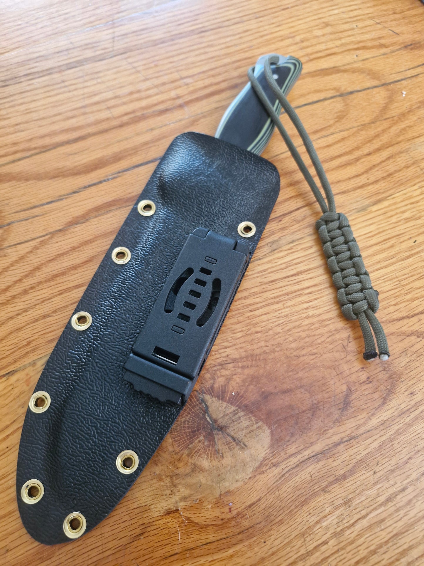 JRK New Age Fighter "Black and Green G10"